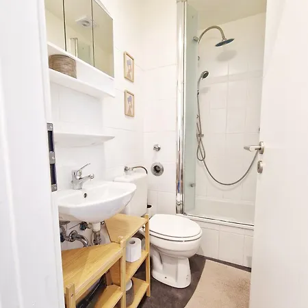 Stayvision Ls1 1 - 2 Schlafzimmer - 6 Gaeste - Wlan 아파트 *