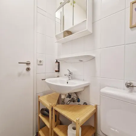 아파트 Stayvision Ls1 1 - 2 Schlafzimmer - 6 Gaeste - Wlan 부퍼탈