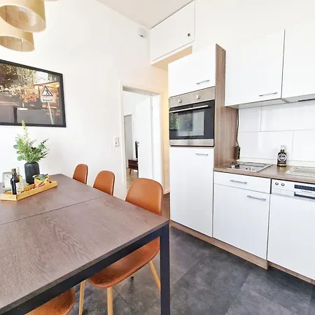 Apartment Stayvision Ls1 1 - 2 Schlafzimmer - 6 Gaeste - Wlan