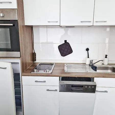 Stayvision Ls1 1 - 2 Schlafzimmer - 6 Gaeste - Wlan 아파트 부퍼탈