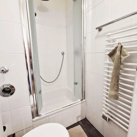 Stayvision Ls1 1 - 2 Schlafzimmer - 6 Gaeste - Wlan 아파트 *