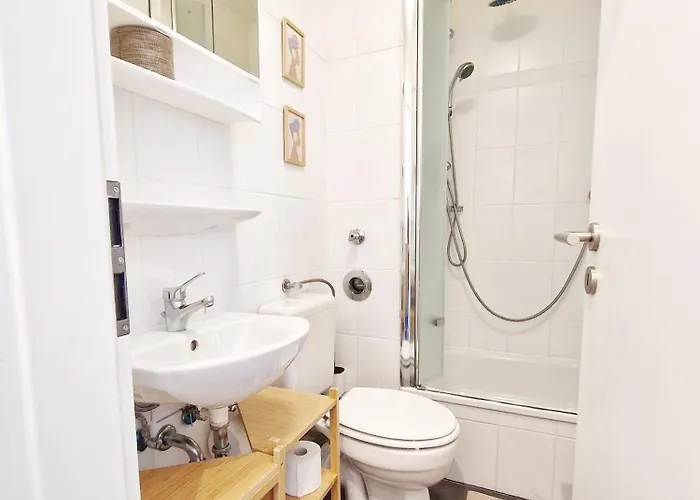 Stayvision Ls1 1 - 2 Schlafzimmer - 6 Gaeste - Wlan Appartement *