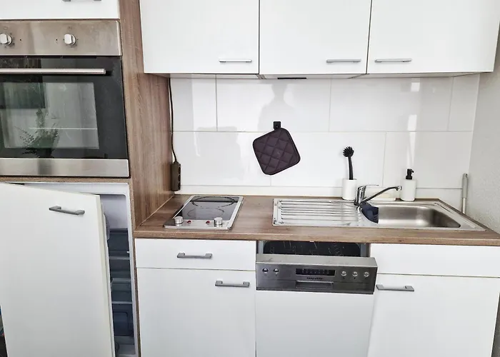 Stayvision Ls1 1 - 2 Schlafzimmer - 6 Gaeste - Wlan Appartement Wuppertal